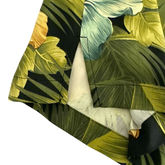 Tommy Bahama Silk Shirt Green Mens XL Tropical Hawaiian Palms Floral Embroidered - Picture 6 of 15